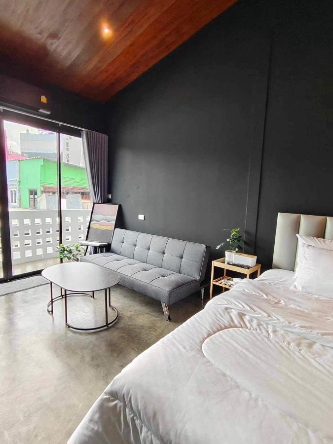 Mr Black & Ms White -Self Check In Accommodation Bangkok Ngoại thất bức ảnh