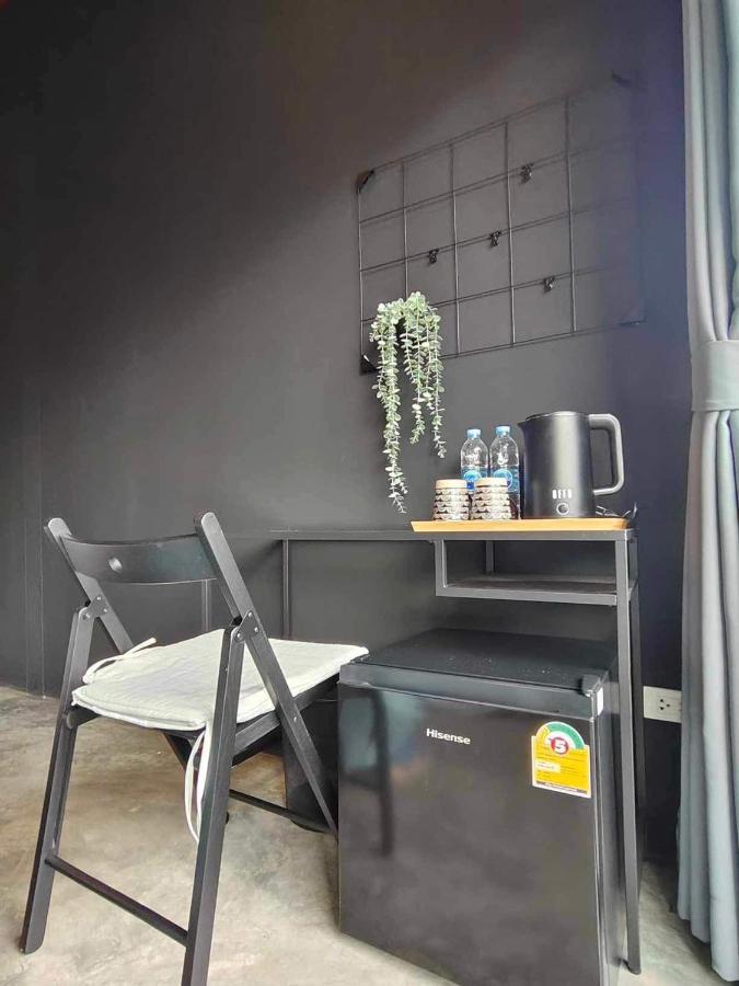 Mr Black & Ms White -Self Check In Accommodation Bangkok Ngoại thất bức ảnh