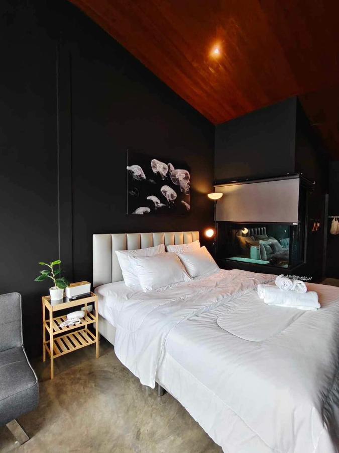 Mr Black & Ms White -Self Check In Accommodation Bangkok Ngoại thất bức ảnh